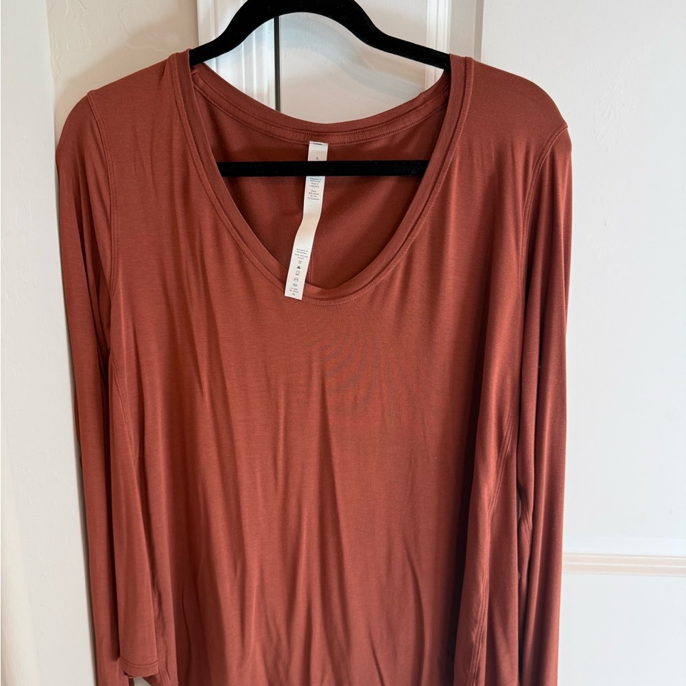 lululemon athletica Terracotta Long Sleeve Top